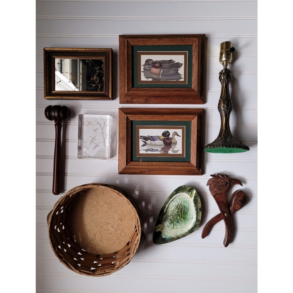 Moody vintage decor ✨️